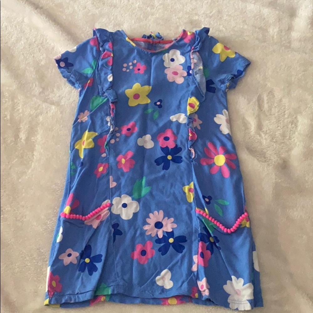Super cute floral dress